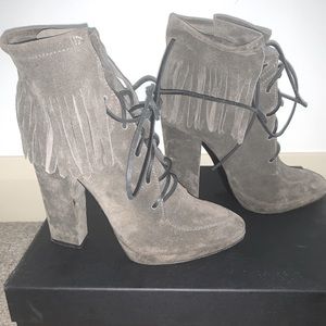 GIUSEPPE ZANOTTI Uma 110 Booties in Taupe Suede.
